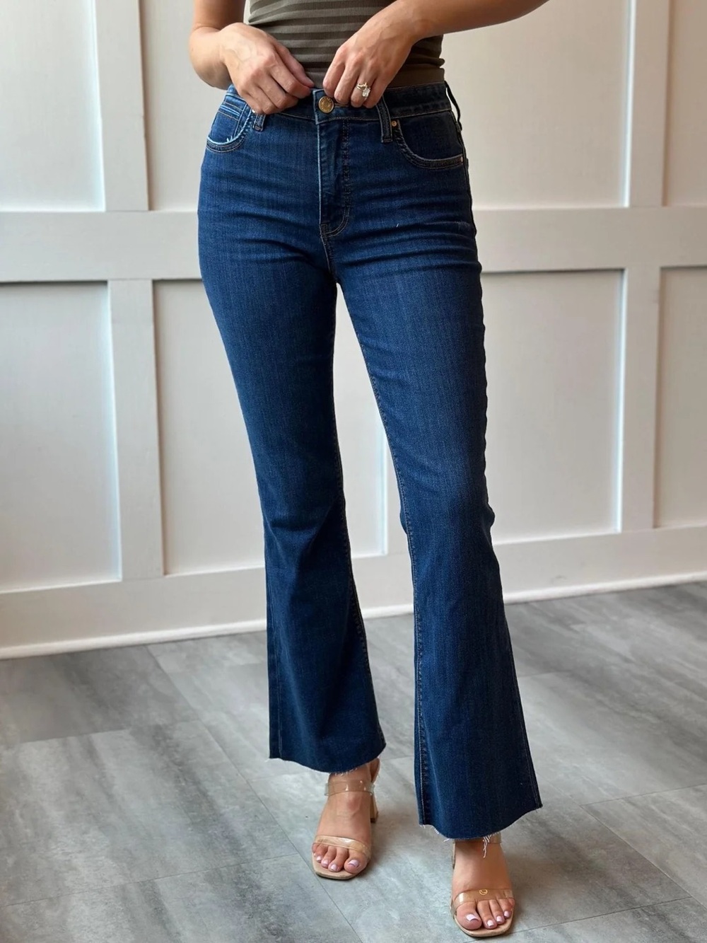 Kut Stella High Rise Fab Ab Flare Raw Hem Jean